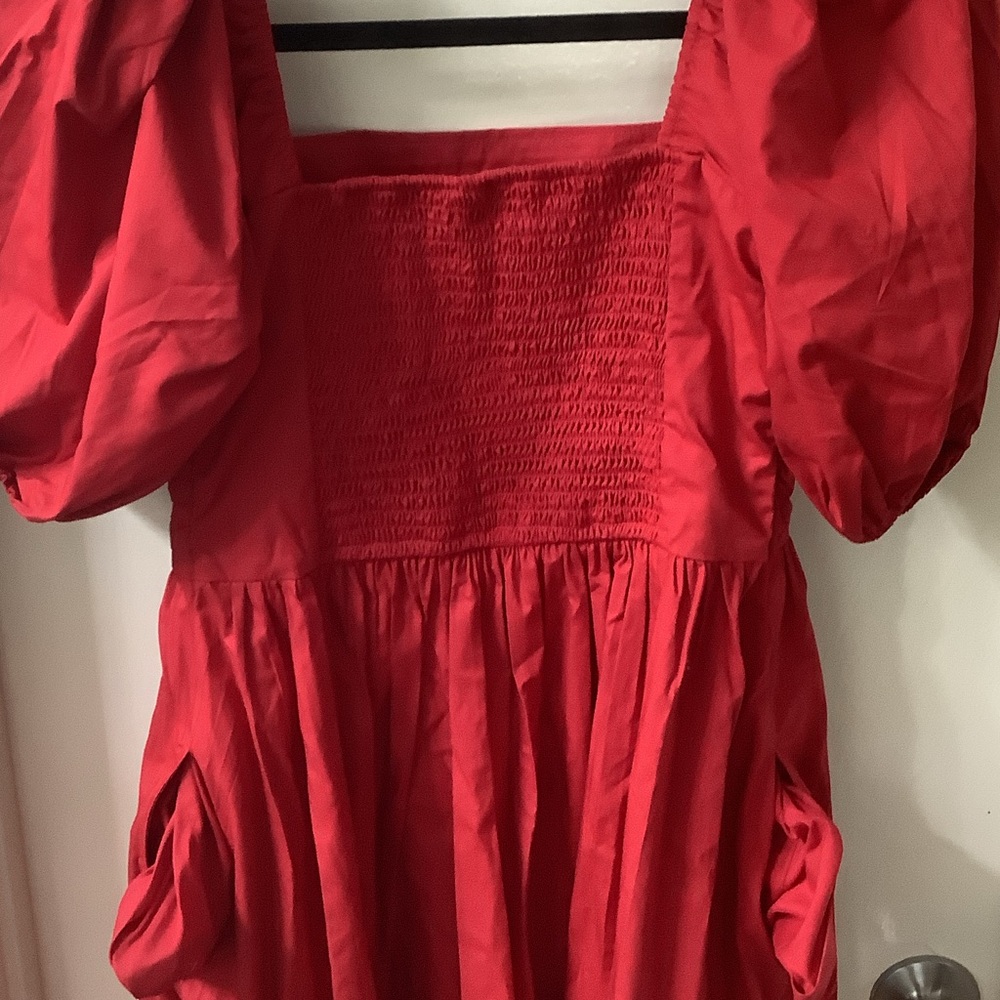Abercrombie & Fitch Red Puff-Sleeve Fit-and-Flare Dress - Picture 6 of 6
